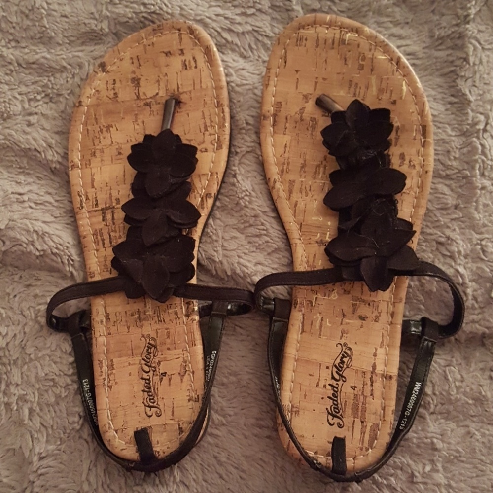 Faded glory black sandals